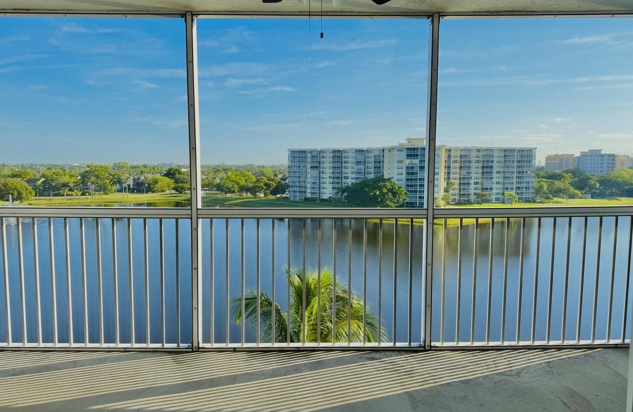 3051 N Course Dr #807 - Photo 5 of 24