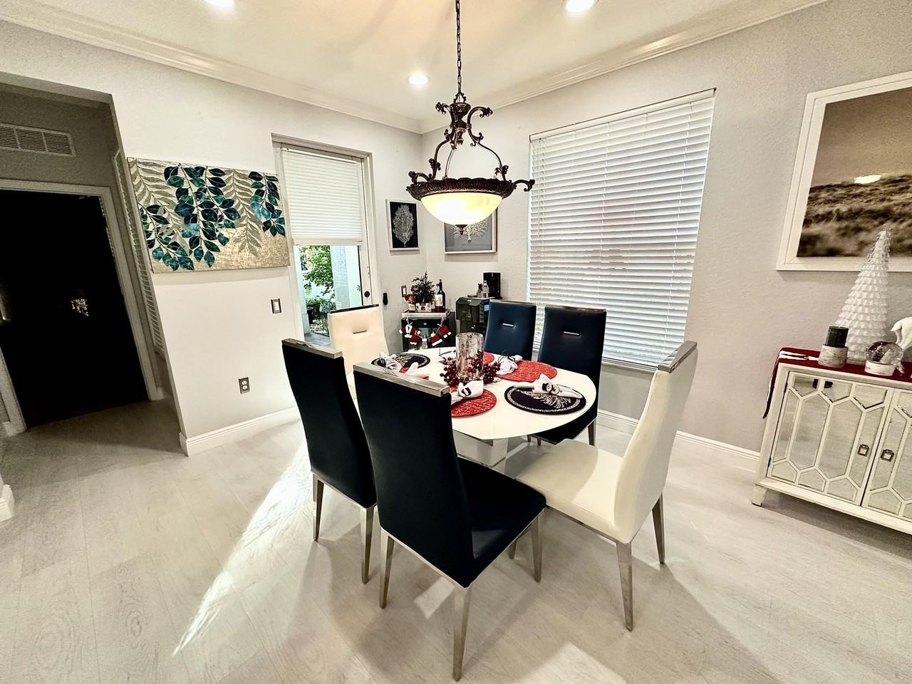 4720 Mimosa Place #905 - Photo 6 of 19