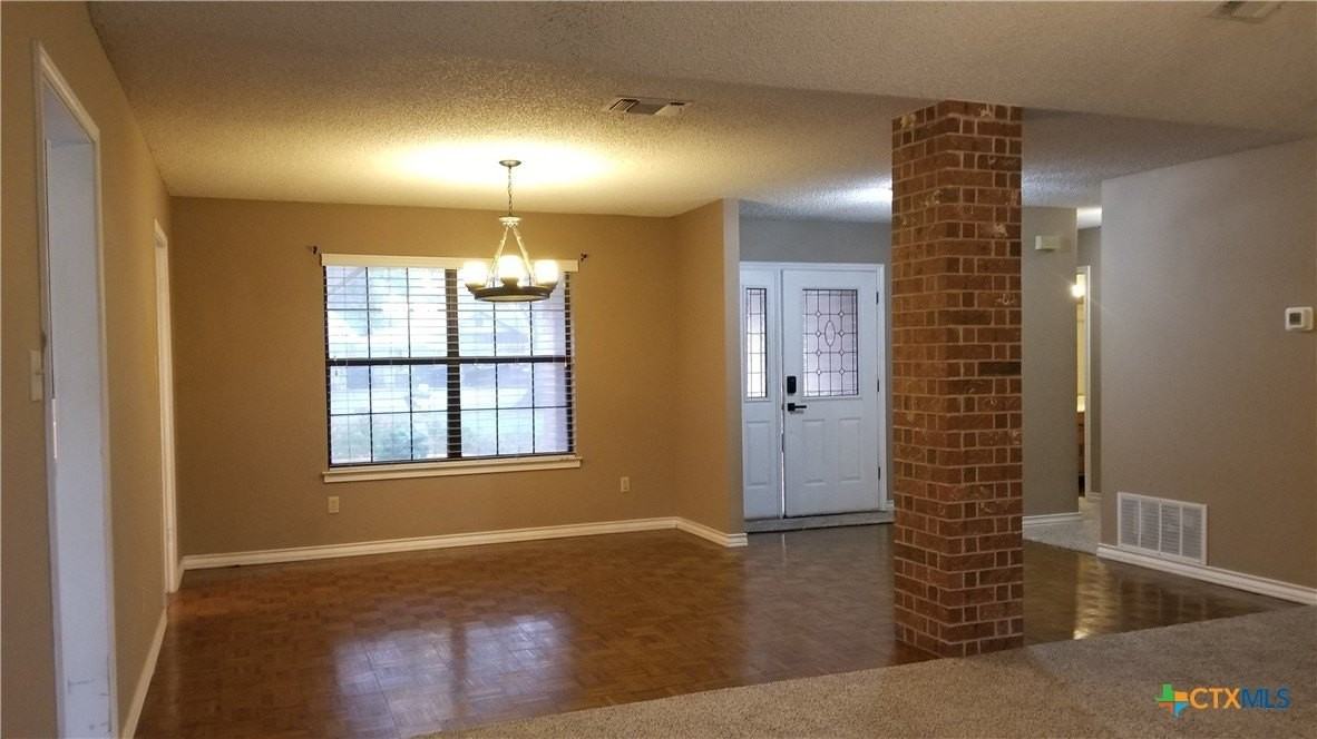 329 Paisano St - Photo 3 of 17