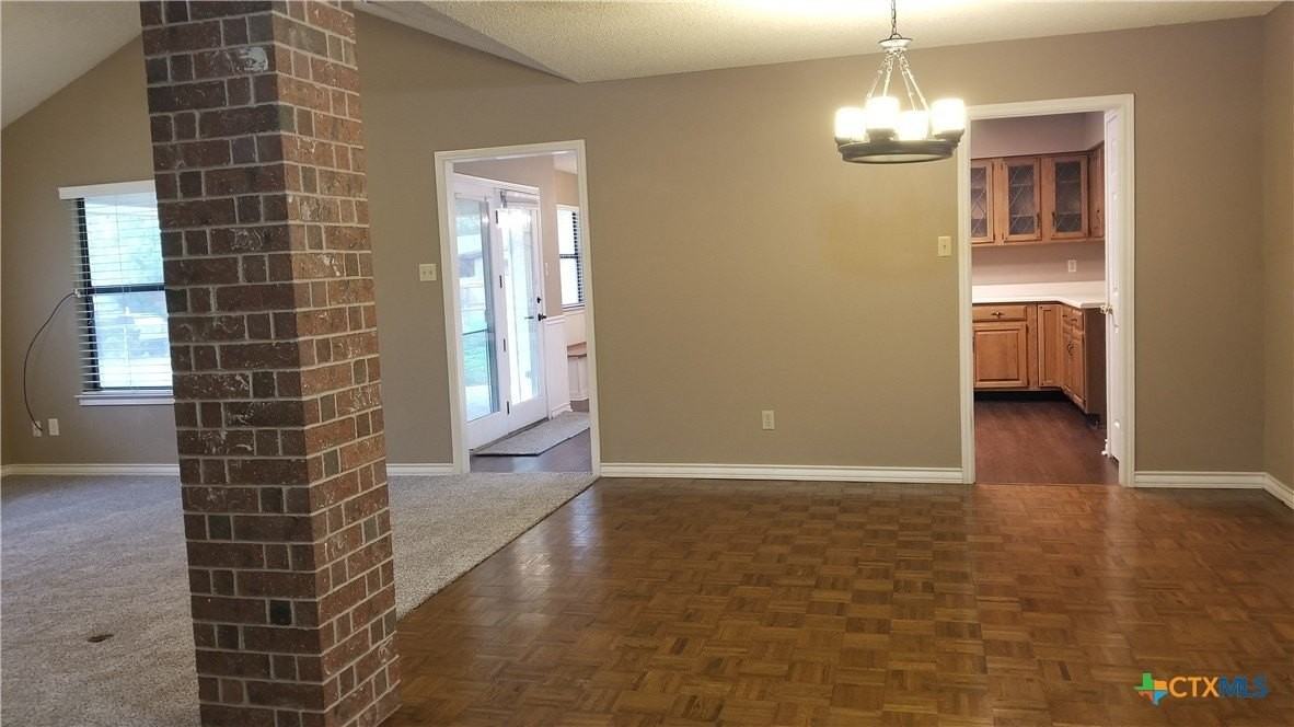 329 Paisano St - Photo 7 of 17