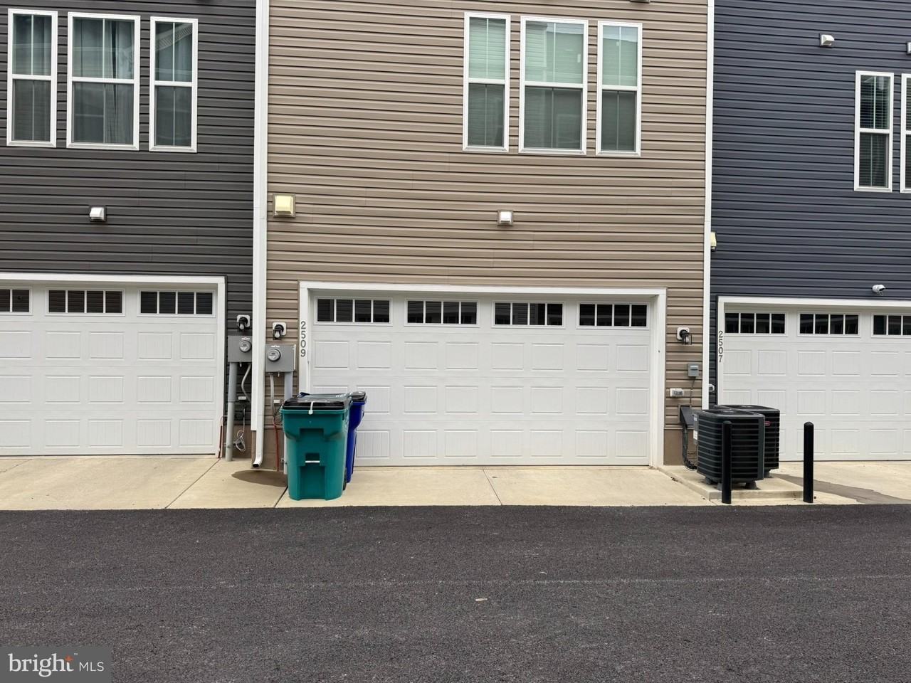 2509 Gatwick Ln Unit 60 #60 - Photo 4 of 30