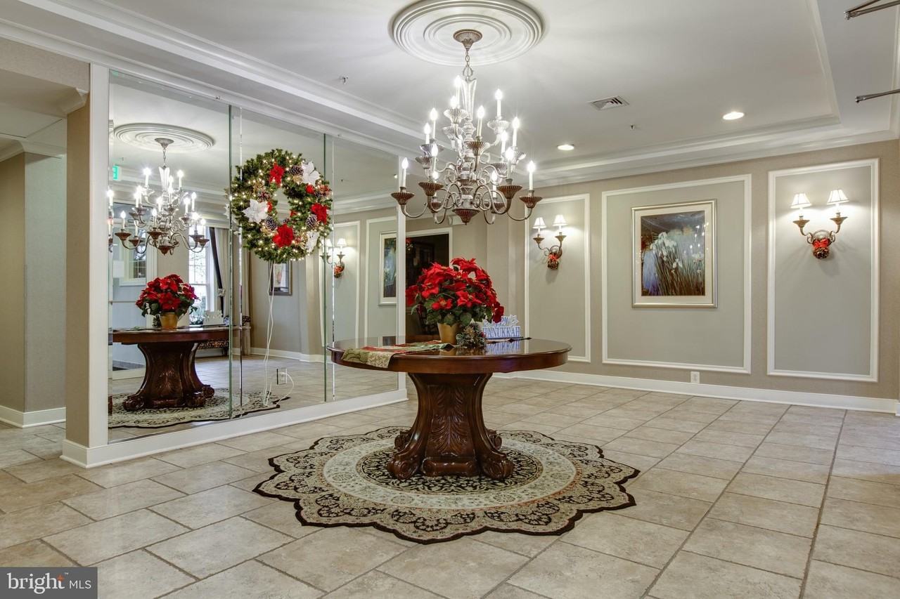 2111 Ganton Green #107 - Photo 5 of 35