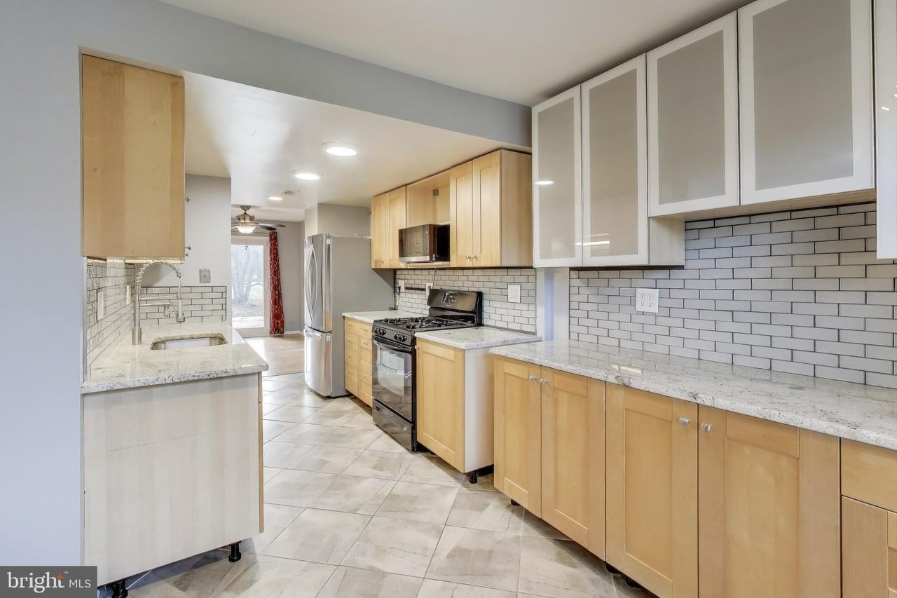 5769 Yellowrose Court - Photo 3 of 29