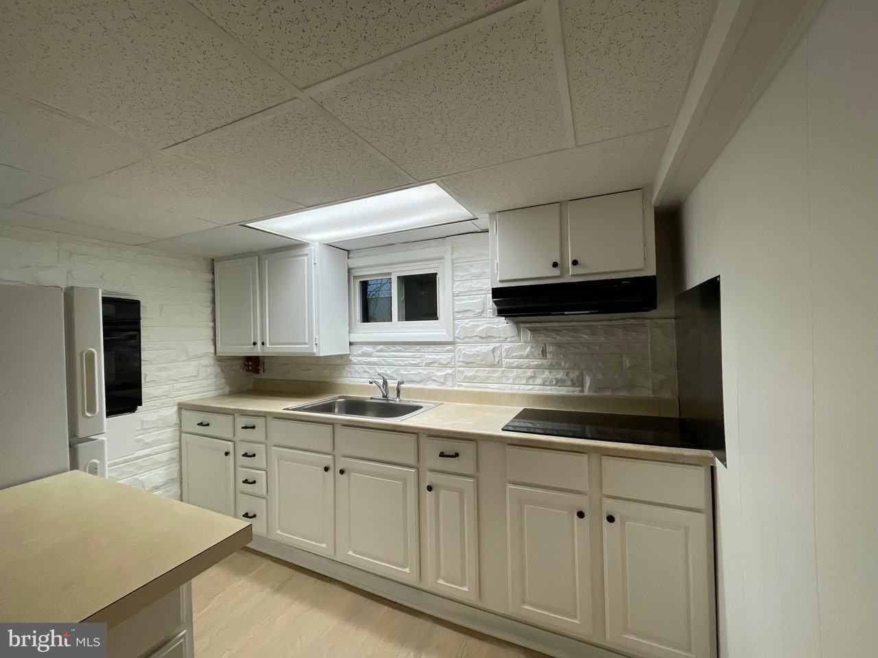 4611 Edmonston Rd Apt B #B - Photo 5 of 15