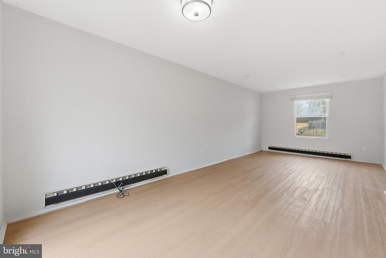 548 W Loch Lomond Dr - Photo 7 of 12