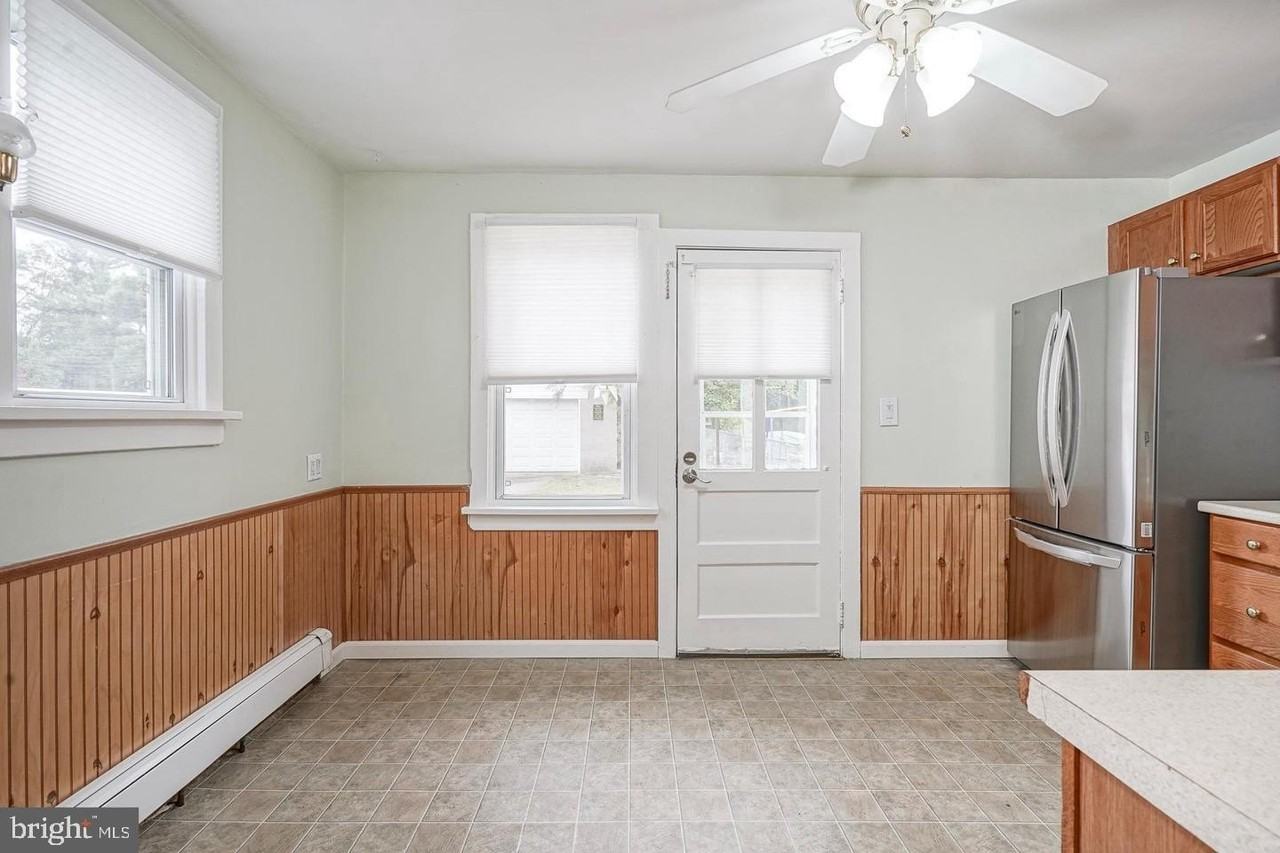 89 Main St - Photo 6 of 15