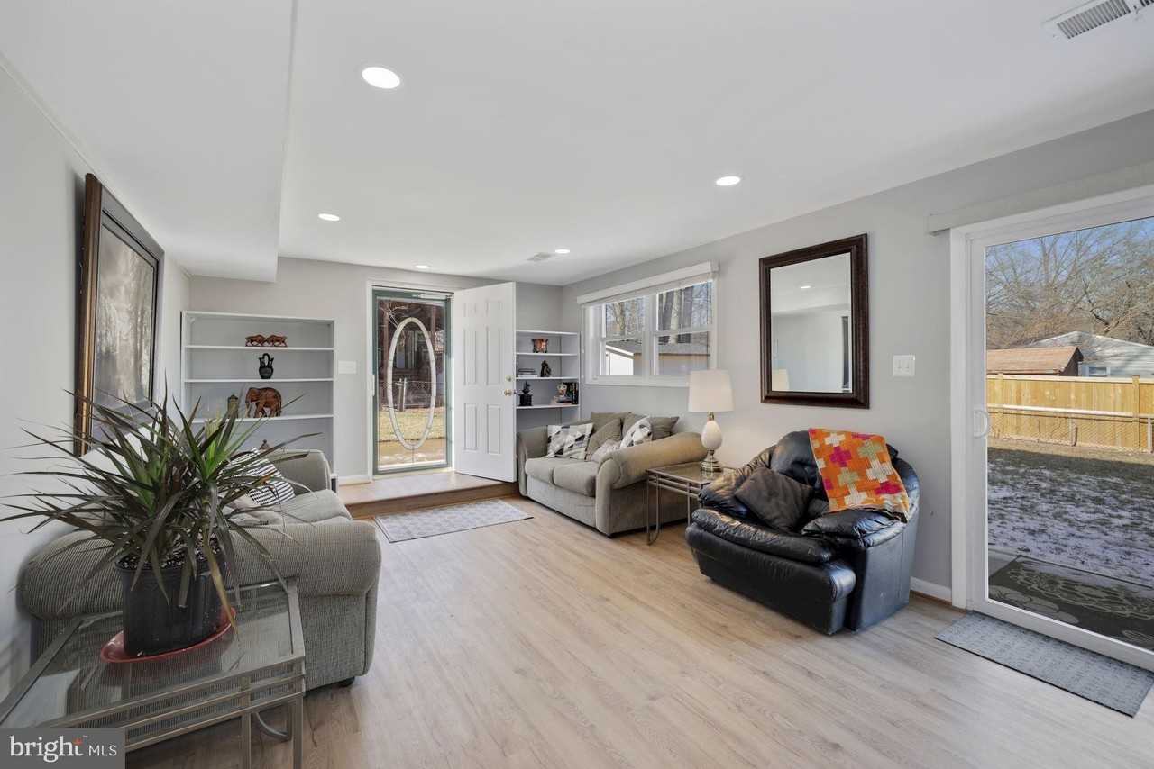 8418 Stonewall Drive - Photo 3 of 17