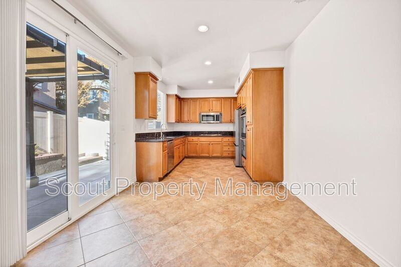 27411 Lock Haven Ct - Photo 7 of 35