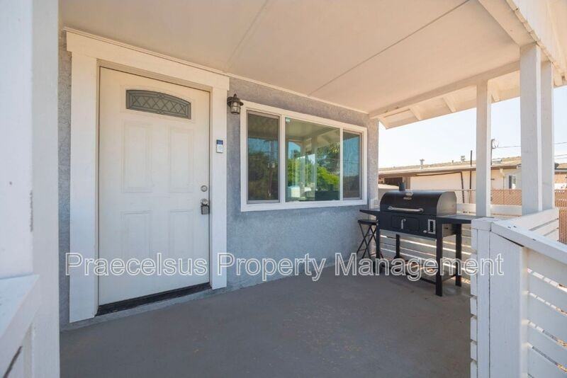 311 Date St - Photo 2 of 35