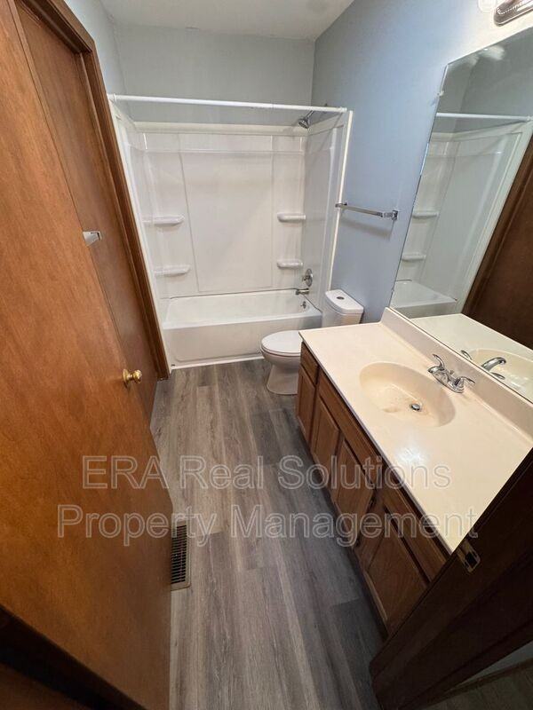 604 North 6th Street - Photo 4 of 7