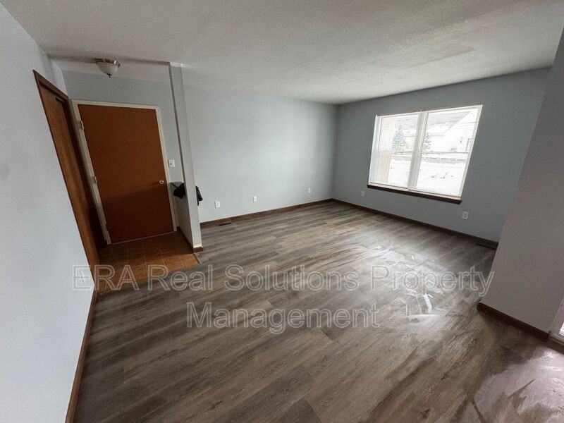 604 North 6th Street - Photo 5 of 7