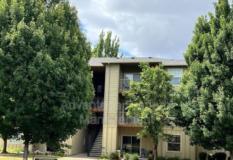 519 Catron St N #519-07 - Photo 2 of 50