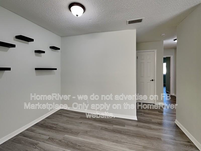 155 Springwood Cir #D - Photo 5 of 26