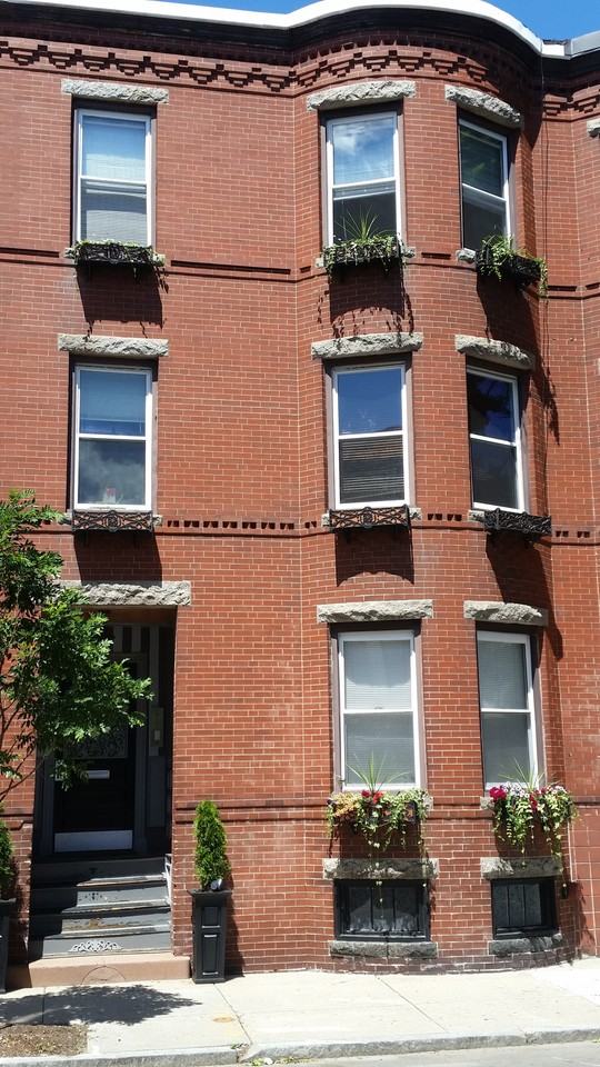 54 Saxton St #54SAX2 - Photo 3 of 22