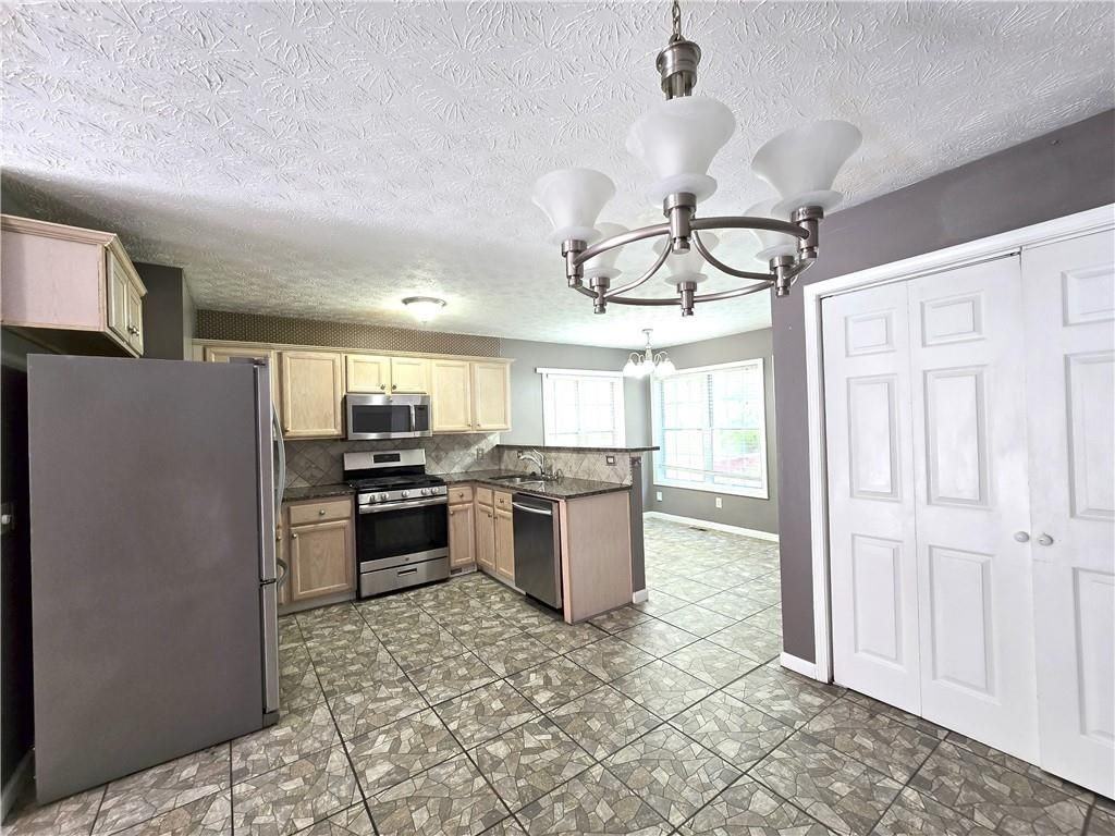 117 Davis Mill Court - Photo 5 of 24