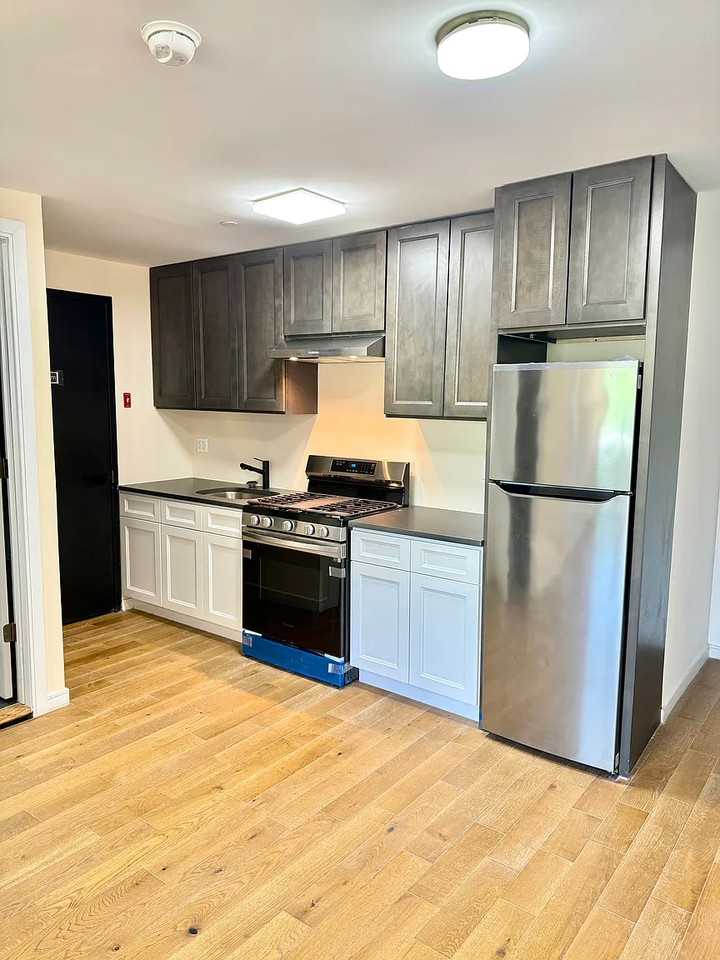 13222 41St Rd - Photo 2 of 6