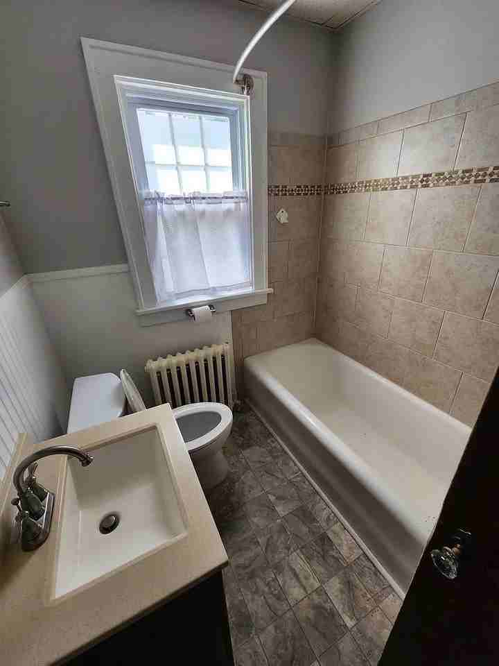 287 Myrtle Avenue - Photo 3 of 3