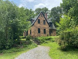 featured image of 17 Pratt Street #NA