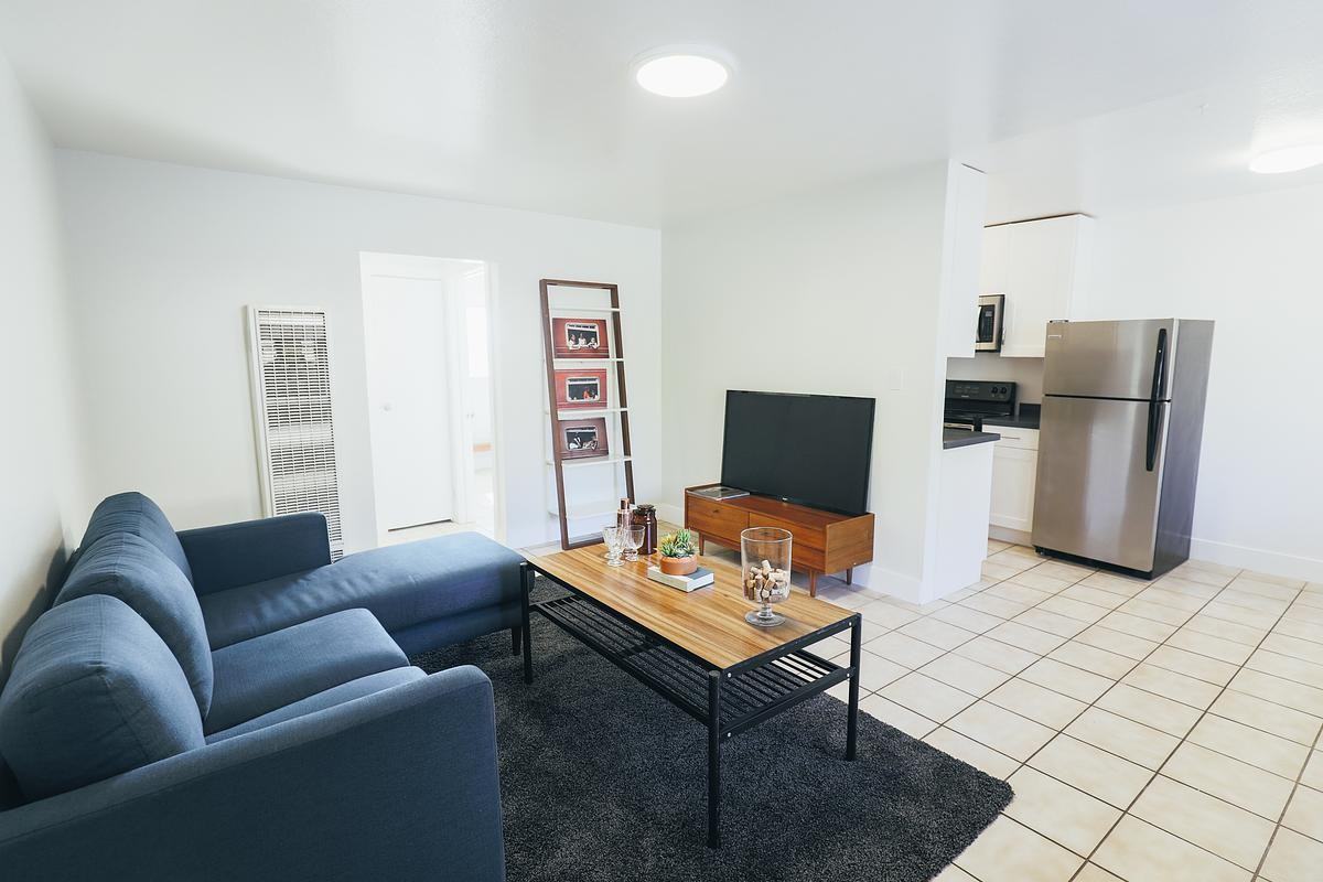 2166 E 27th Street - Photo 6 of 15