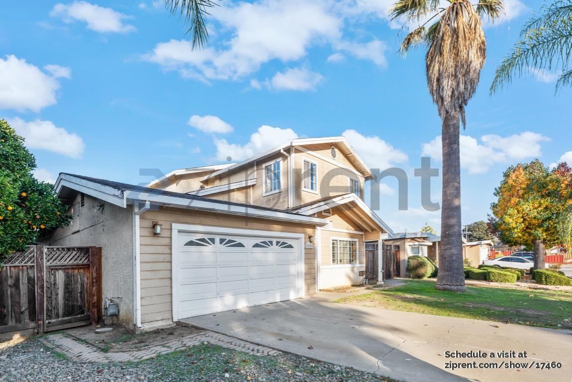 39986 Barbara St - Photo 2 of 44