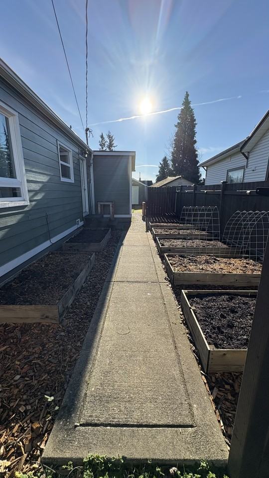 1956 Lowell Avenue - Photo 2 of 15