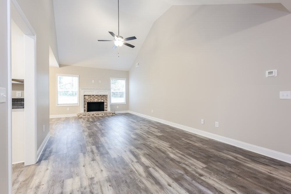 148 West Wright Street - Photo 3 of 16