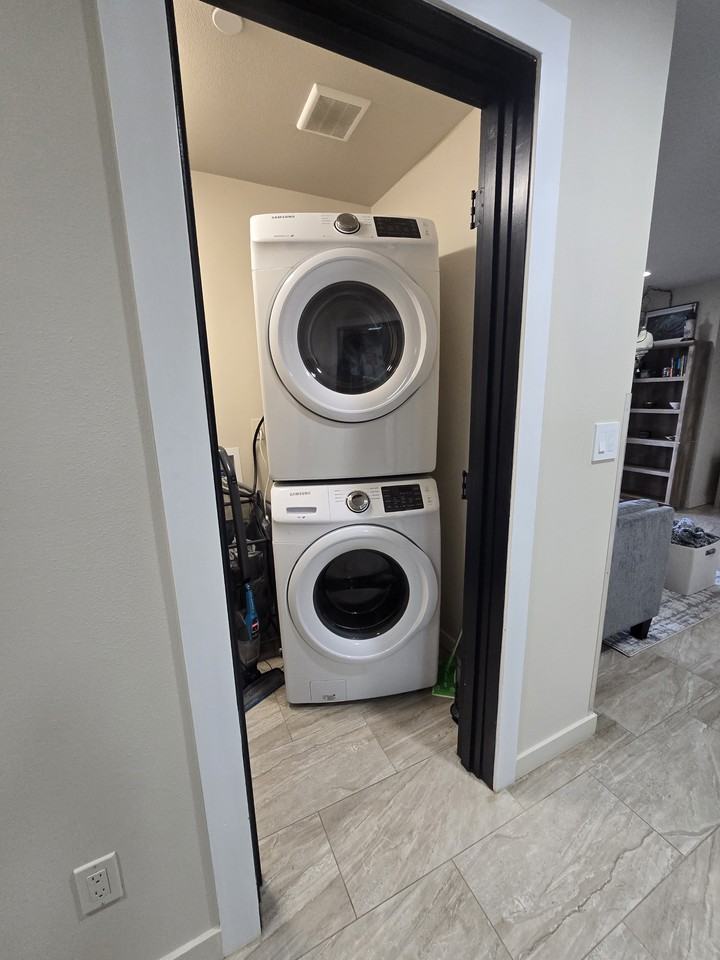 6308 6308 Lake Pointe Way #2 - Photo 2 of 17