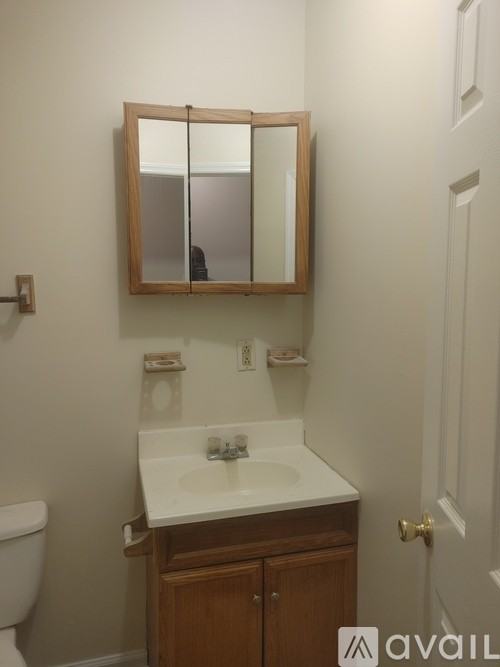 464 Bussey Ave Unit B #B - Photo 7 of 11