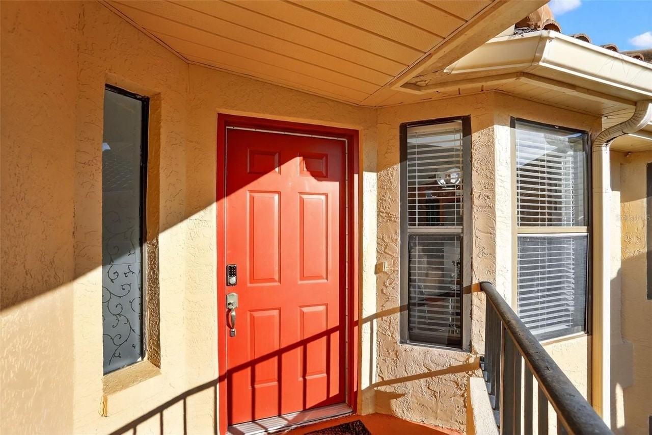 7463 Sugar Bend Dr #7463 - Photo 3 of 38