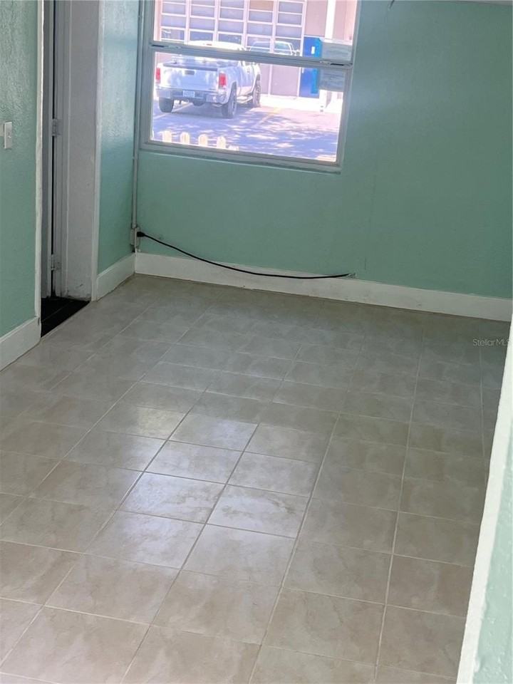 2002 E 33rd Ave - Photo 7 of 19