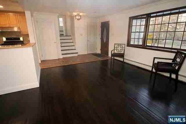 204 Pierron St - Photo 2 of 17