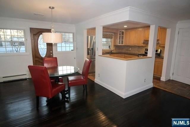 204 Pierron St - Photo 4 of 17