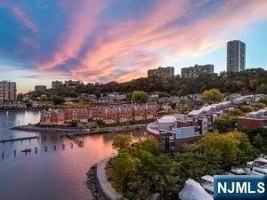 featured image of 22 Vela Way