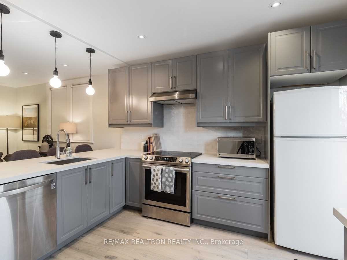 1047 Davenport Road - Photo 9