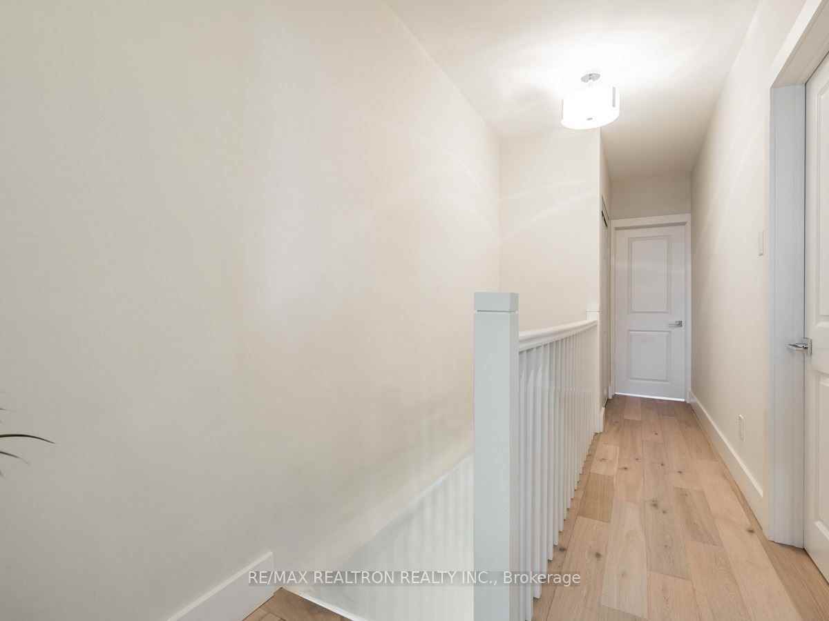 1047 Davenport Road - Photo 14