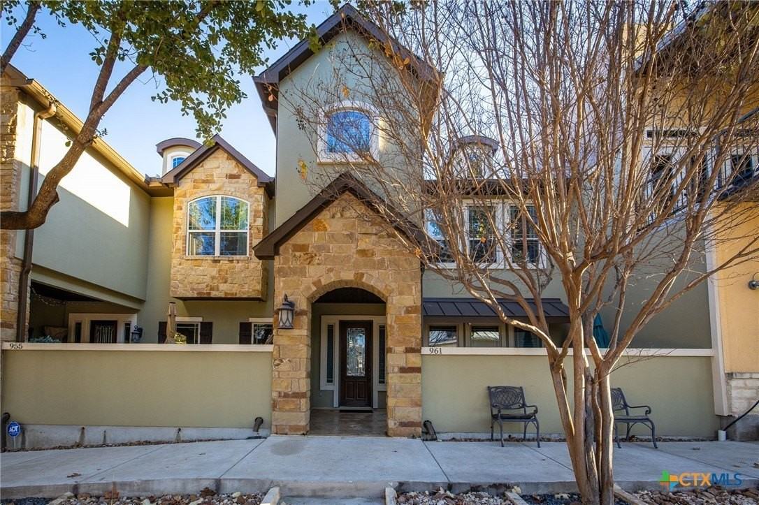 961 North Academy Avenue