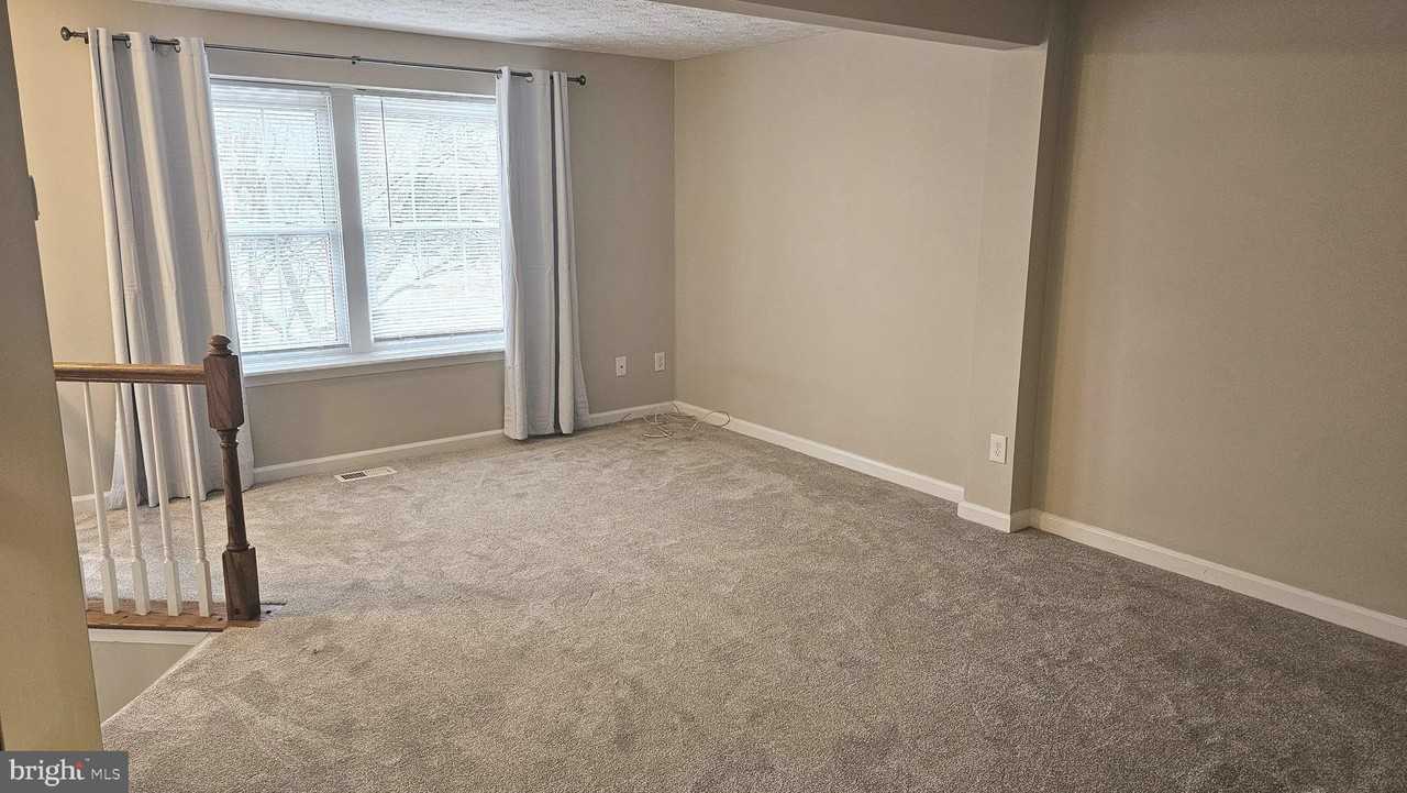 1196 Swanhill Court - Photo 3 of 32