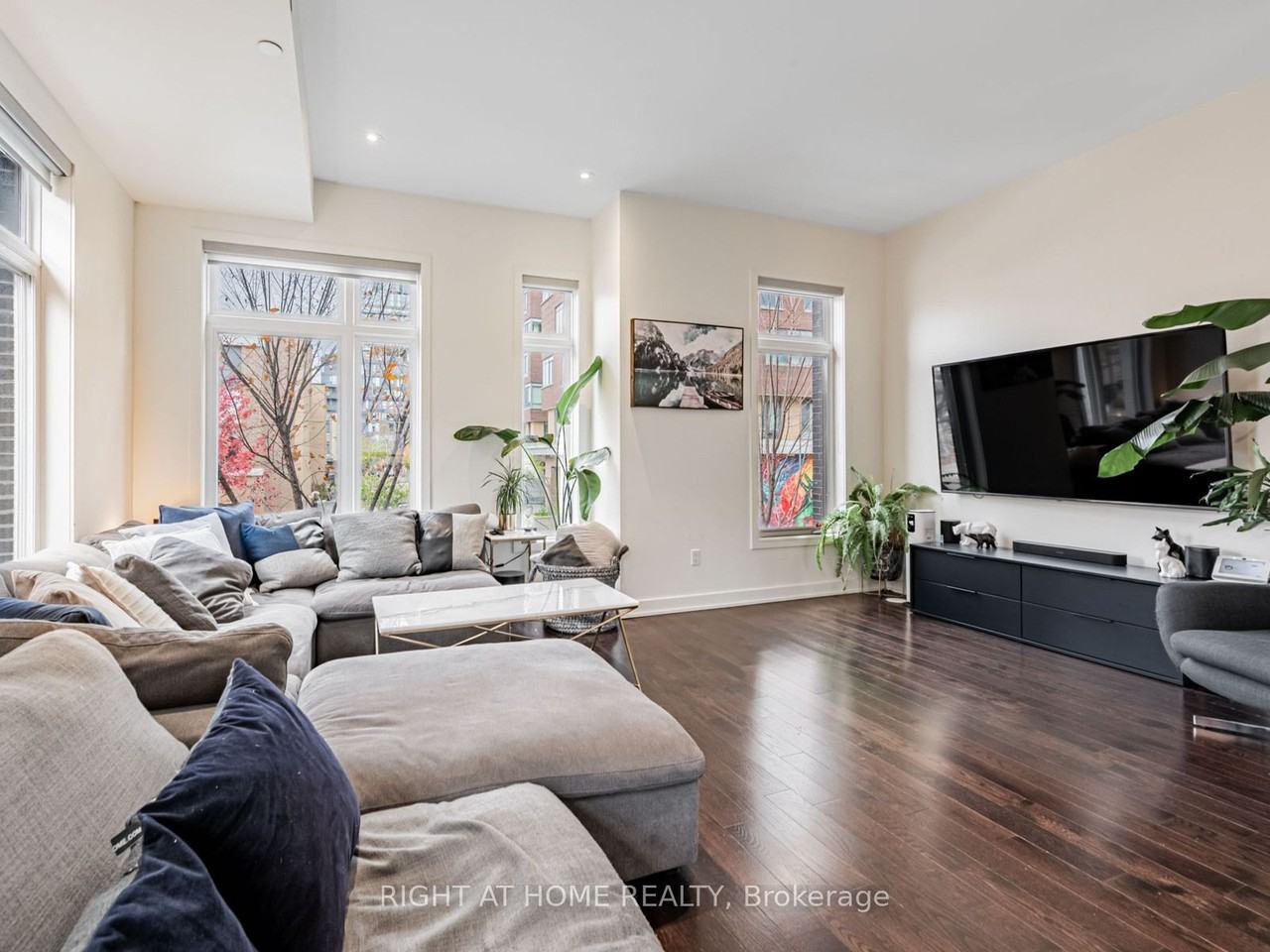 53 Sutton Avenue - Photo 10