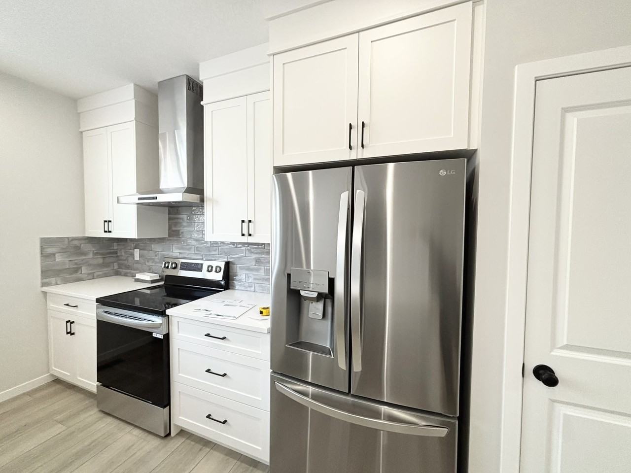 Lucas Place Northwest - Photo 3 of 13