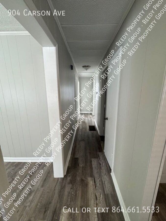 904 Carson Ave - Photo 6 of 10