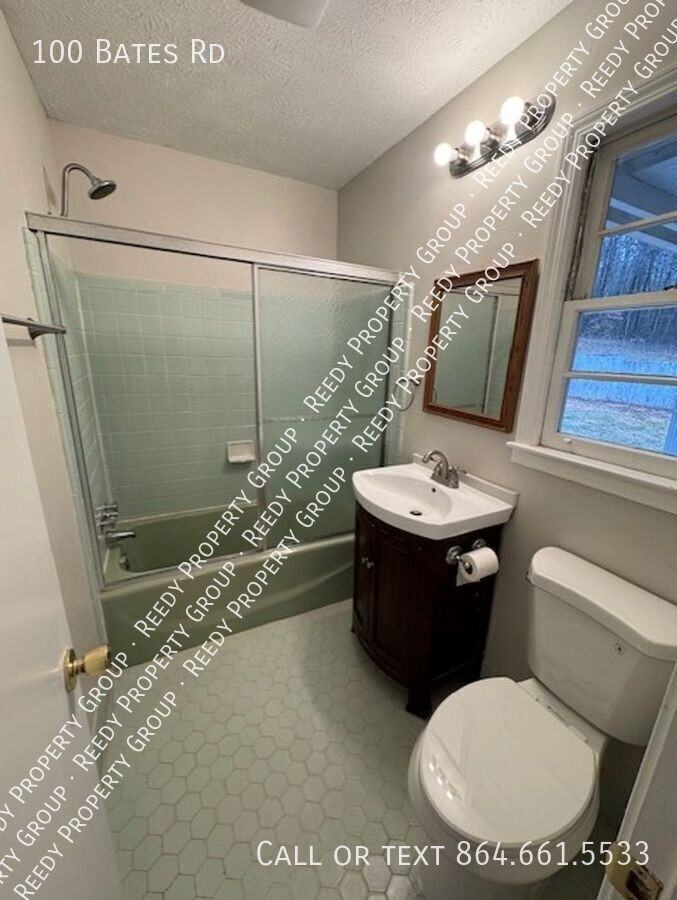 100 Bates Rd - Photo 5 of 16