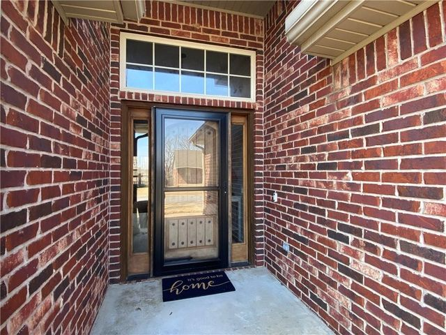 531 Timber Ridge Street - Photo 2 of 22