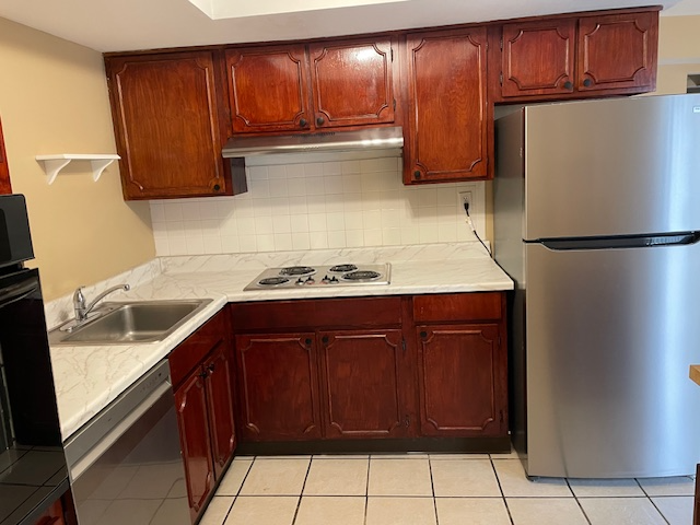 66 Rittenhouse Dr - Photo 4 of 22