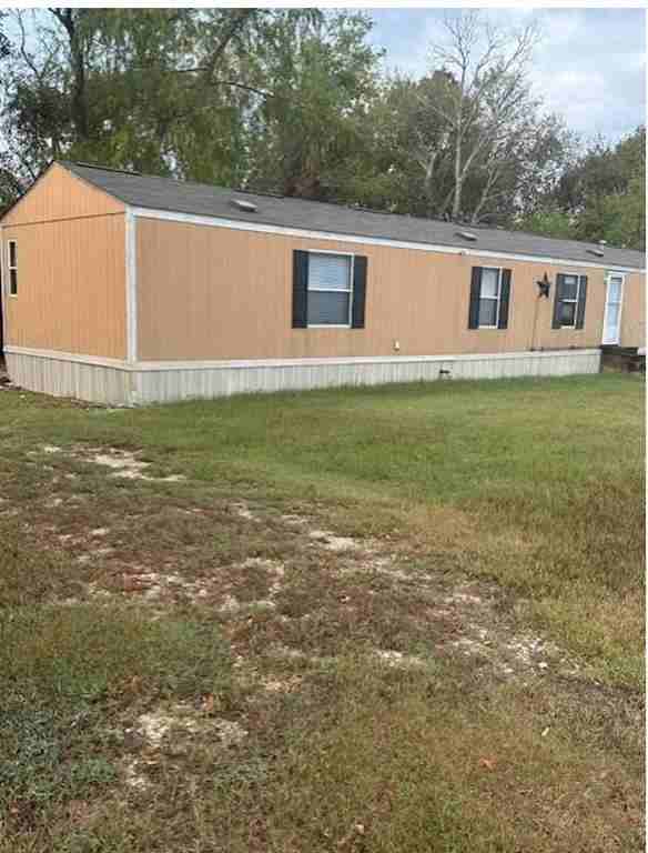 821 North Smith Street #821 - Photo 2 of 14