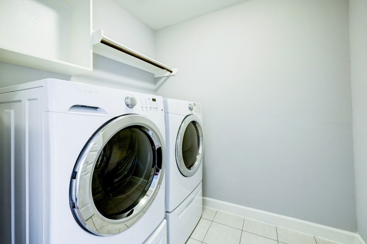 1811 Wichita St #1811A - Photo 5 of 29