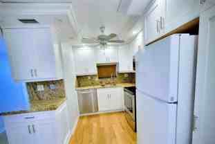 9411 North Hollybrook Lake Drive - Photo 1 of 1