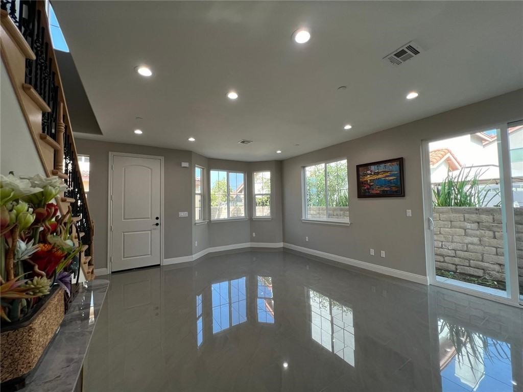 3858 Delta Ave #3858