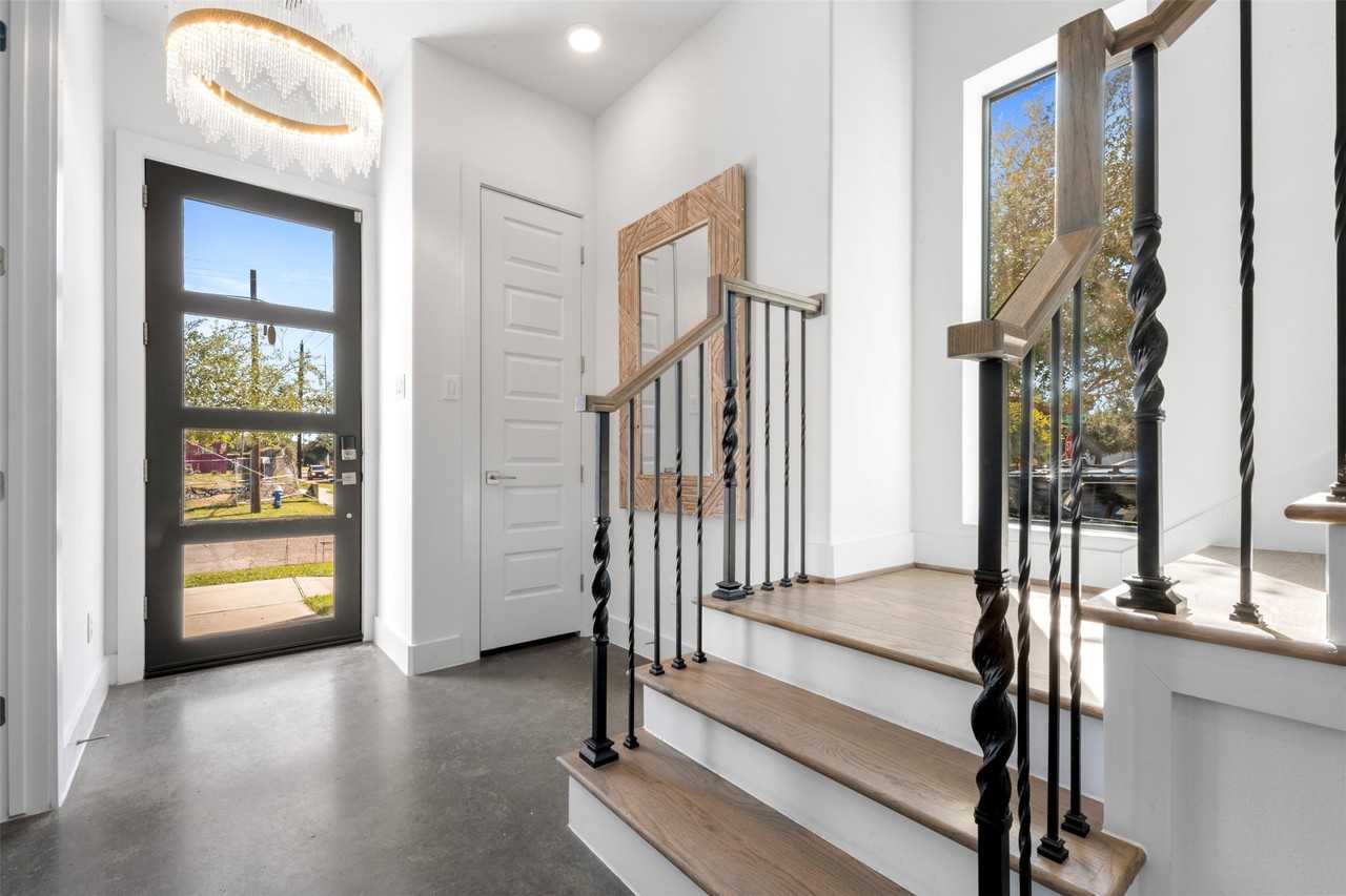 1122 Ennis Street #1122 - Photo 3 of 24