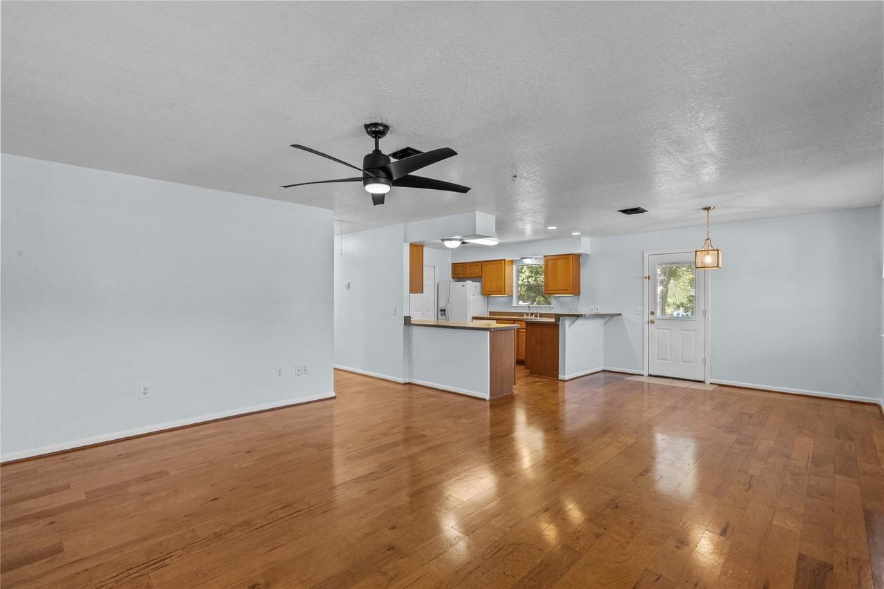 336 Reppert Street #336A - Photo 4 of 17