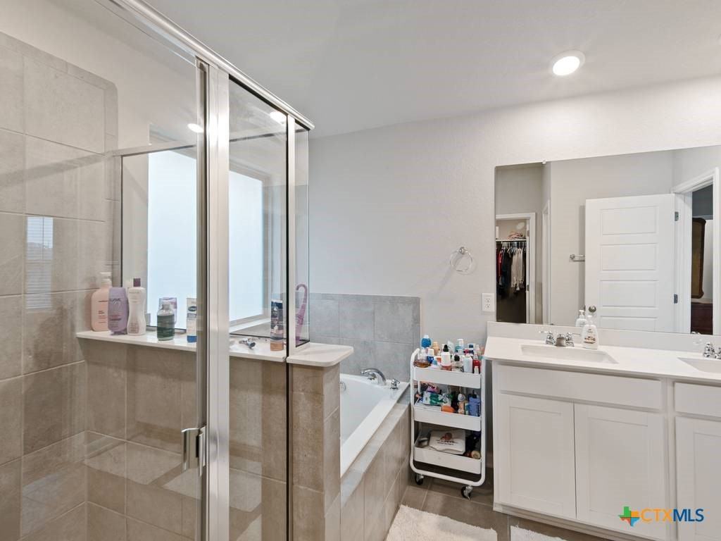 3073 Charyn Way #3073 - Photo 7 of 37